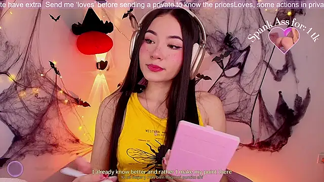 Melifluaa online show from October 15, 2025, 4:15 pm