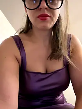 Snapshot of ladywithbigass chatting on September 12, 2025, 4:45 am ladywithbigass online show from September 12, 2025, 4:45 am
