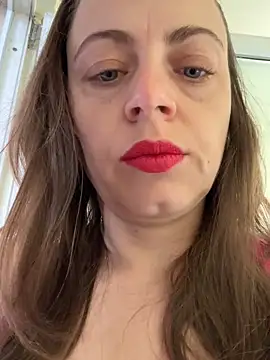 ladywithbigass online show from May 11, 2026, 4:47 am