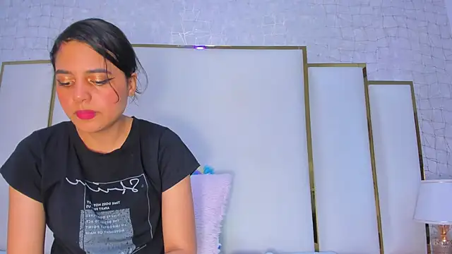 Snapshot of thalia888_ chatting on December 22, 2025, 7:14 pm thalia888 online show from December 22, 2025, 7:14 pm