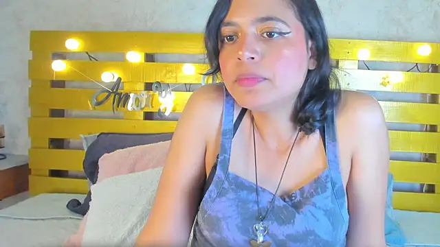 Snapshot of thalia888_ chatting on September 20, 2025, 7:52 pm thalia888 online show from September 20, 2025, 7:52 pm