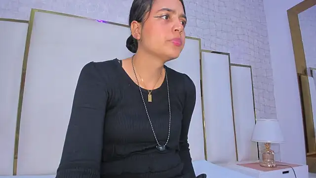 Snapshot of thalia888_ chatting on January 10, 2026, 7:09 pm thalia888 online show from January 10, 2026, 7:09 pm