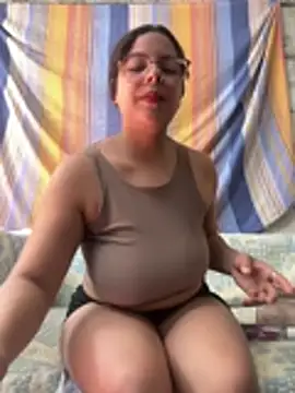 Snapshot of MiaCollinssx chatting on July 22, 2026, 3:36 pm MiaCollinssx online show from July 22, 2026, 3:36 pm