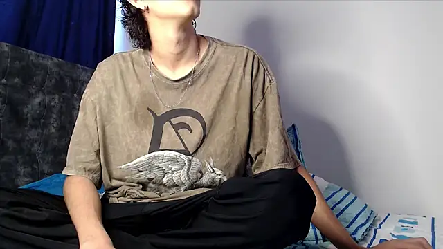 Snapshot of alexmark_ chatting on June 10, 2026, 4:30 pm alexmark online show from June 10, 2026, 4:30 pm