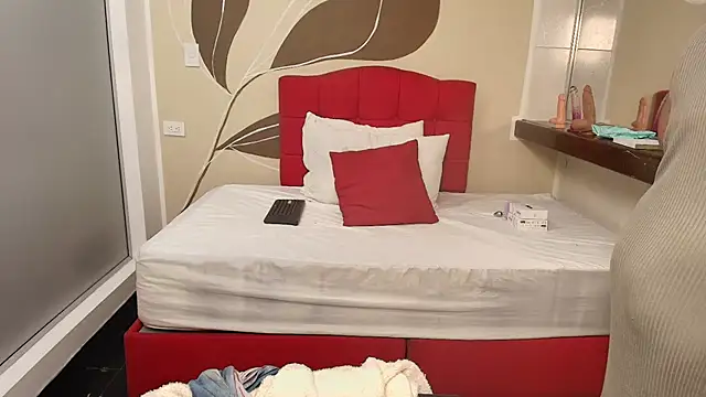 SexyRachel  online show from September 18, 2025, 12:08 pm