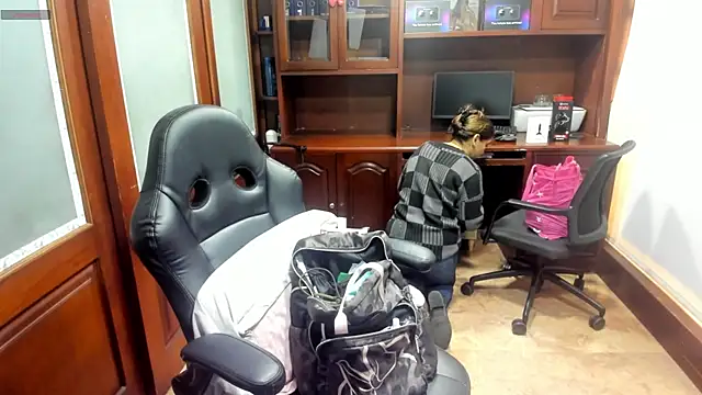 SexyRachel  online show from November 5, 2025, 12:19 pm