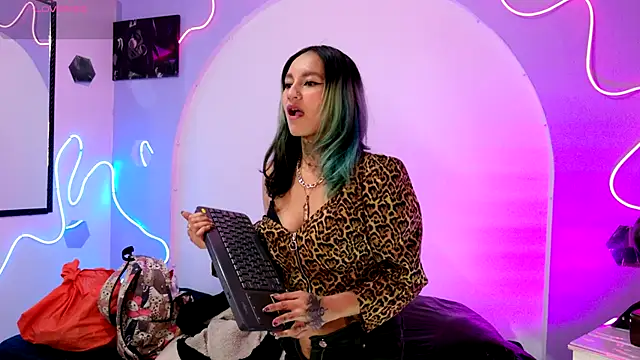 Snapshot of Lilith_morgan01 chatting on October 21, 2025, 11:42 am Lilith morgan01 online show from October 21, 2025, 11:42 am