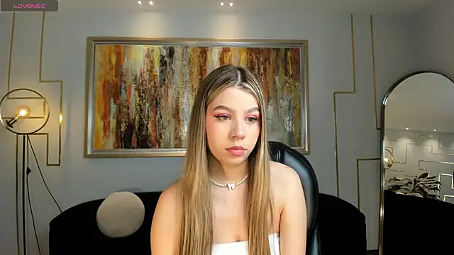 TiffannySins online show from May 23, 2026, 3:38 am