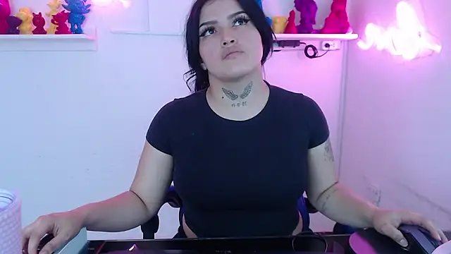 sari belle online show from February 10, 2026, 9:03 pm