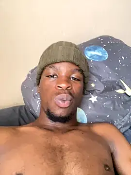 Snapshot of Kgaogelo18 chatting on October 9, 2025, 8:48 am Kgaogelo18 online show from October 9, 2025, 8:48 am