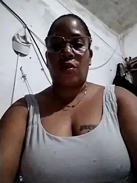 Big ass submissive online show from October 26, 2025, 2:23 am