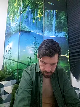 Snapshot of welcome-to-the-jungle chatting on October 17, 2025, 8:06 am welcome-to-the-jungle online show from October 17, 2025, 8:06 am