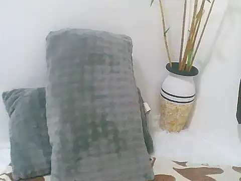 Sweeetgurll online show from July 1, 2026, 8:25 am