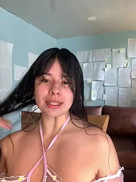 Snapshot of Canneela chatting on November 23, 2025, 6:07 pm Canneela online show from November 23, 2025, 6:07 pm