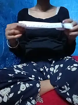 Snapshot of ruchigoutam chatting on June 4, 2026, 5:39 pm ruchigoutam online show from June 4, 2026, 5:39 pm
