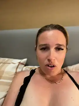 Snapshot of amberrose094 chatting on July 10, 2026, 7:58 pm amberrose094 online show from July 10, 2026, 7:58 pm