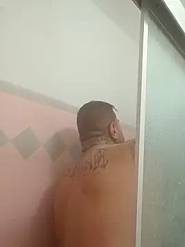 Snapshot of Fatboy909 chatting on April 14, 2026, 8:41 am Fatboy909 online show from April 14, 2026, 8:41 am