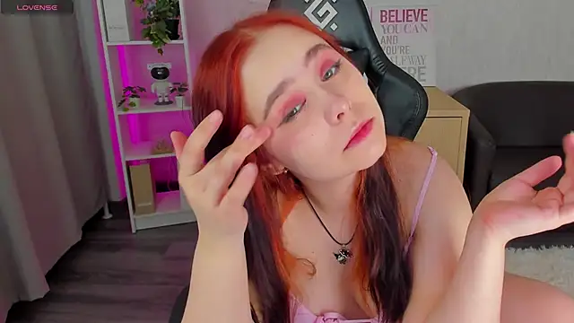 Alis Platt online show from March 27, 2026, 1:03 am