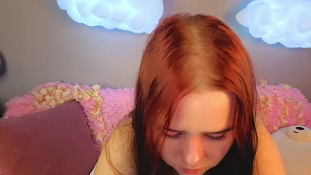 Snapshot of Alis_Platt chatting on May 20, 2026, 1:02 am Alis Platt online show from May 20, 2026, 1:02 am
