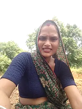 Snapshot of Sapna9685 chatting on September 12, 2025, 8:36 am Sapna9685 online show from September 12, 2025, 8:36 am