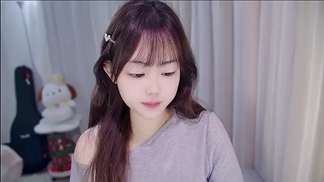 YUANYUAN-A online show from January 11, 2026, 11:39 am