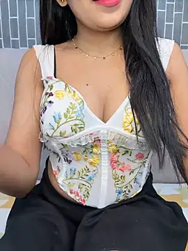 Riya-6969 online show from June 16, 2026, 6:35 am