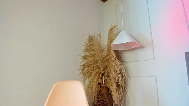 Snapshot of nikolevoshkie_ chatting on March 19, 2026, 7:36 pm nikolevoshkie online show from March 19, 2026, 7:36 pm