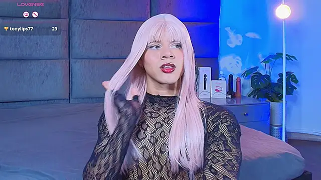 Snapshot of Slenna_Moon chatting on March 25, 2026, 11:58 pm Slenna Moon online show from March 25, 2026, 11:58 pm