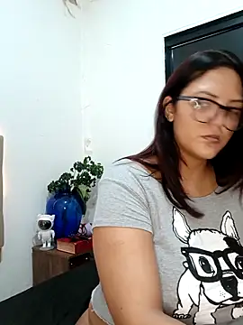 AuroraChest online show from March 21, 2026, 12:20 pm