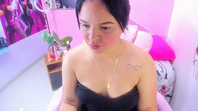 mabelsweet303av online show from November 3, 2025, 4:54 pm