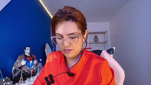 Snapshot of Skylar__Desire chatting on November 12, 2025, 12:53 pm Skylar Desire online show from November 12, 2025, 12:53 pm