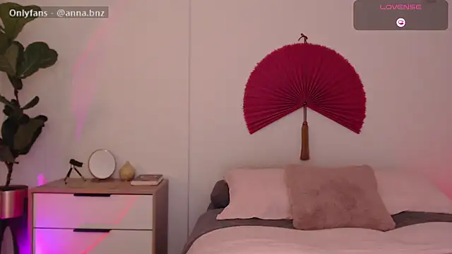 Annabnz online show from February 25, 2026, 12:22 am