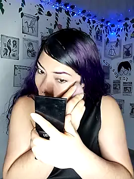 Snapshot of violetaa_castro chatting on October 9, 2025, 1:17 am violetaa castro online show from October 9, 2025, 1:17 am