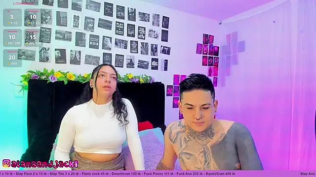 Snapshot of Sarahandzack chatting on September 13, 2025, 5:24 pm Sarahandzack online show from September 13, 2025, 5:24 pm
