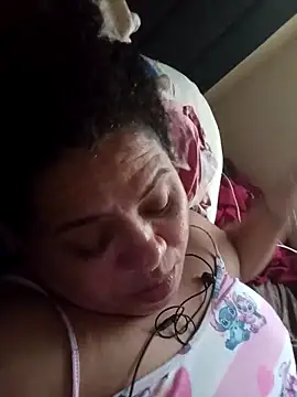 Ravena2290 online show from February 21, 2026, 8:44 pm