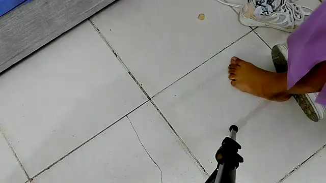 Maxandthanna online show from November 30, 2025, 3:40 am