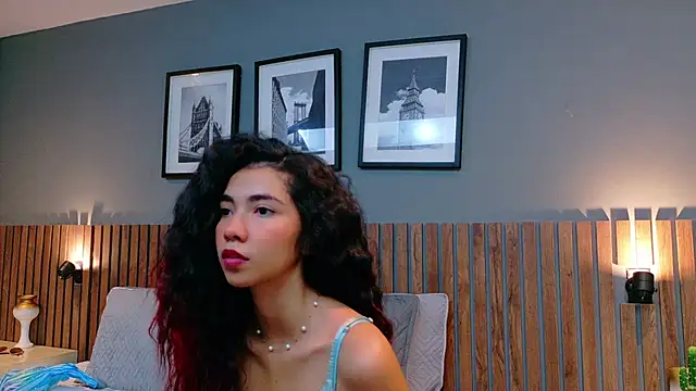 Snapshot of luna_roja25 chatting on September 23, 2025, 12:56 pm luna roja25 online show from September 23, 2025, 12:56 pm