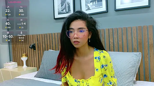 Snapshot of luna_roja25 chatting on September 12, 2025, 1:22 pm luna roja25 online show from September 12, 2025, 1:22 pm