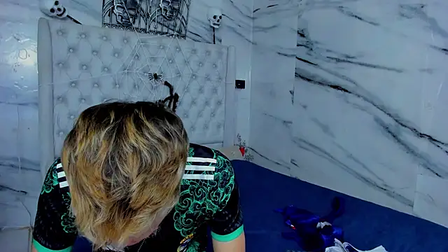 Ari and Storm online show from November 7, 2025, 12:15 am