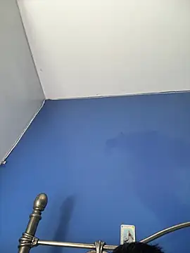 Snapshot of stevo170t chatting on April 4, 2026, 5:52 pm stevo170t online show from April 4, 2026, 5:52 pm