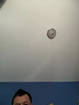 Snapshot of stevo170t chatting on March 26, 2026, 12:36 pm stevo170t online show from March 26, 2026, 12:36 pm