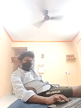 Snapshot of sexy_boy_986 chatting on November 14, 2025, 7:39 pm sexy boy 986 online show from November 14, 2025, 7:39 pm