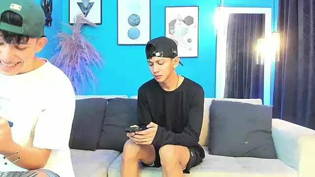 Snapshot of Marcus_and_Tony chatting on March 17, 2026, 3:42 am Marcus and Tony online show from March 17, 2026, 3:42 am