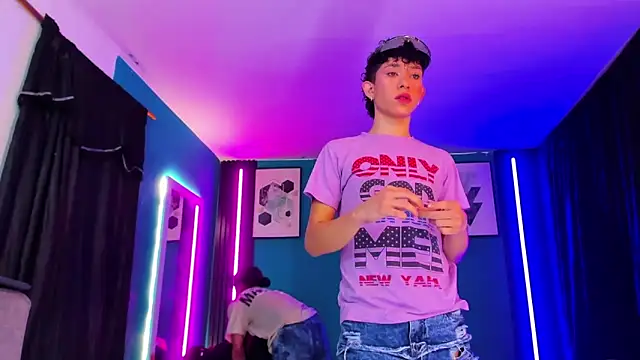 Snapshot of Marcus_and_Tony chatting on April 12, 2026, 8:45 pm Marcus and Tony online show from April 12, 2026, 8:45 pm