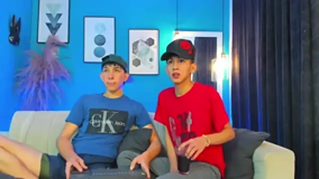 Snapshot of Marcus_and_Tony chatting on March 13, 2026, 5:34 am Marcus and Tony online show from March 13, 2026, 5:34 am