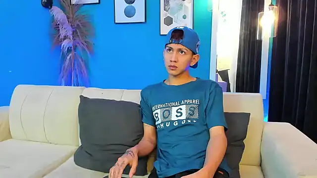 Snapshot of Marcus_and_Tony chatting on February 24, 2026, 3:18 am Marcus and Tony online show from February 24, 2026, 3:18 am