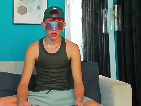 Snapshot of Marcus_and_Tony chatting on January 18, 2026, 9:35 am Marcus and Tony online show from January 18, 2026, 9:35 am