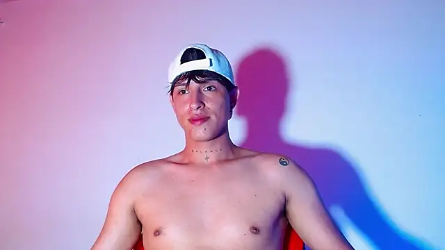 rowanbigboy23 online show from January 11, 2026, 3:41 pm