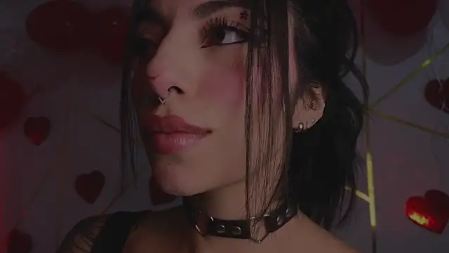 Snapshot of Hollyxx_ chatting on February 16, 2026, 4:27 pm Hollyxx online show from February 16, 2026, 4:27 pm