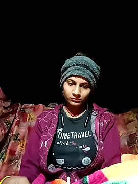 Snapshot of Jyoti_thakurr chatting on November 22, 2025, 10:19 pm Jyoti thakurr online show from November 22, 2025, 10:19 pm